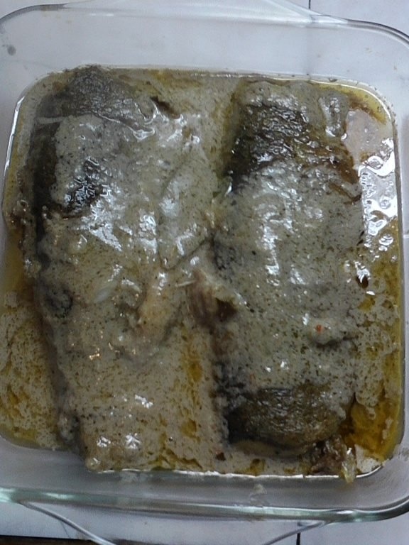 Pastrav cu sos de ciuperci