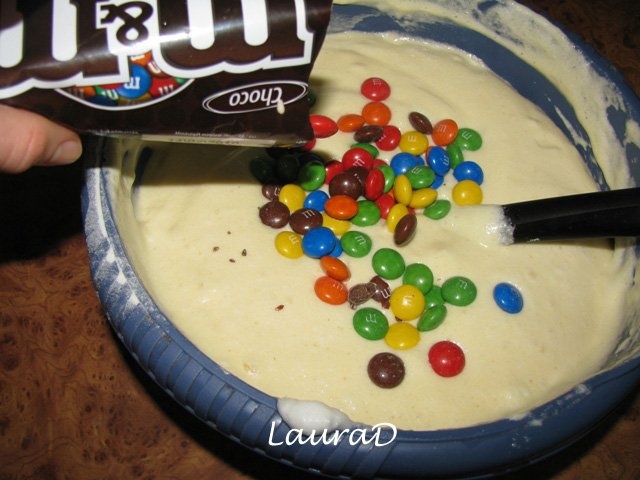 Cizma umpluta cu darurile mosului Nicolae