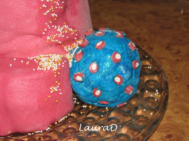 Cizma umpluta cu darurile mosului Nicolae