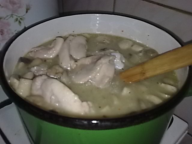 Ciulama de ciuperci,cu copanele de pui
