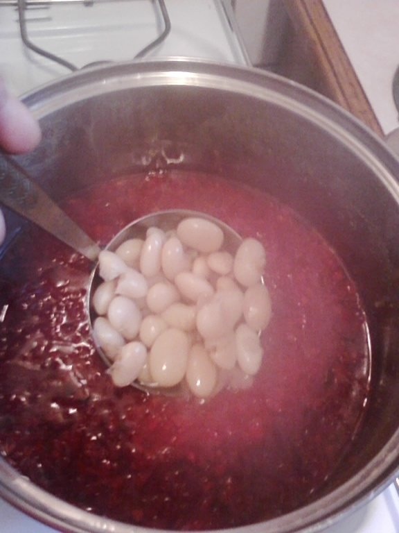 Ciorba de sfecla cu fasole