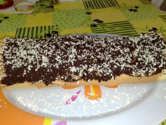 RULADA CU GEM SI CIOCOLATA