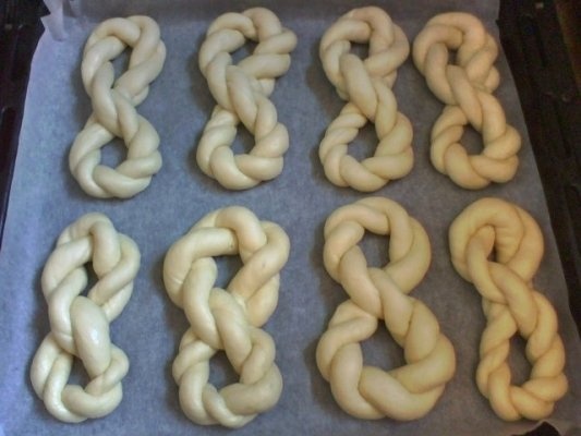 Mucenici(sfintisori)