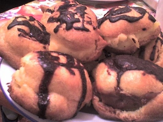 Eclere cu crema de vanilie