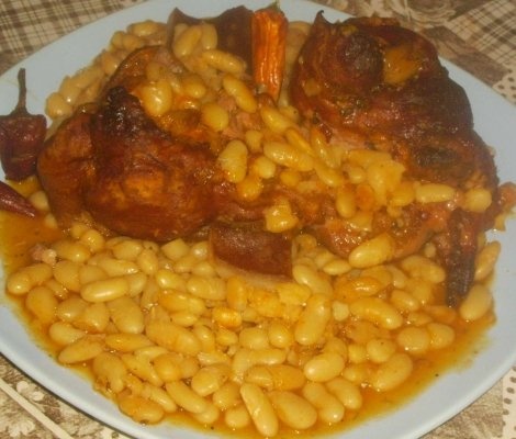 Iahnie de Fasole cu Ciolan Afumat