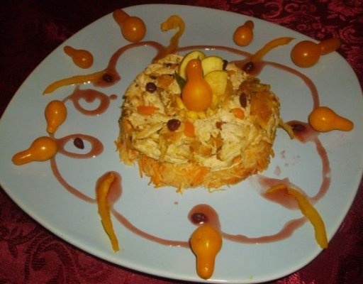 Salata de pui cu morcovi, telina si mar