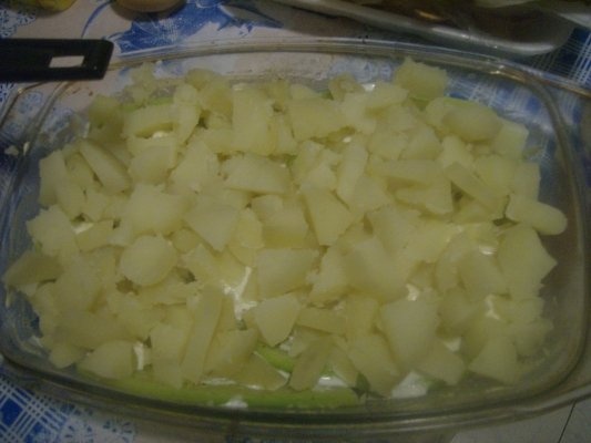 Cartofi si dovlecei cu brinza la cuptor