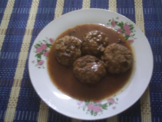 CHIFTELE DIN CARNE MARINATE