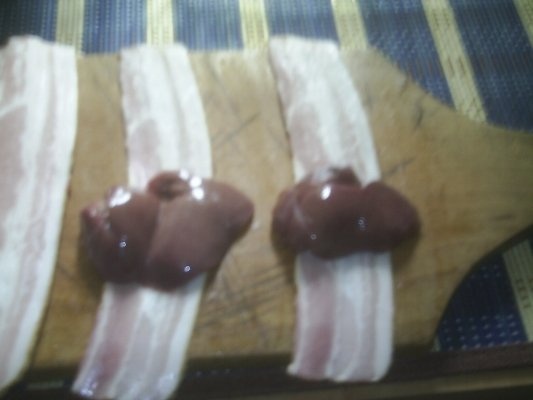 RULOURI DE FICATEI DE PASARE  CU BACON