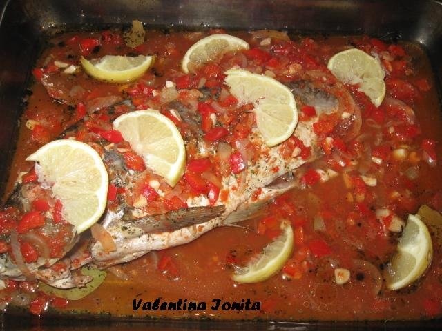 Plachie de crap taraneasca la cuptor