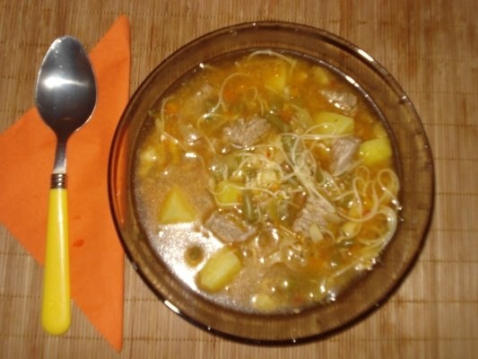 Ciorba cu carne de vita