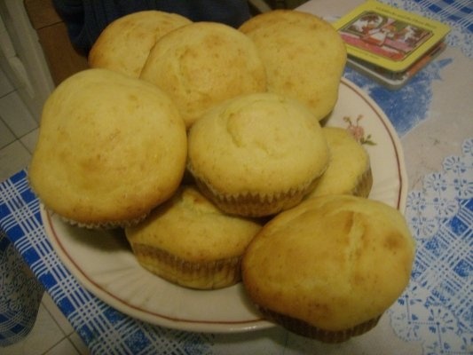 Muffins cu portocale (adaptare dupa Teo's Kitchen)