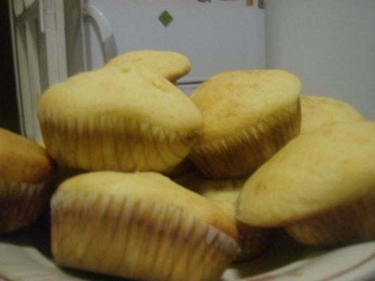 Muffins cu portocale (adaptare dupa Teo's Kitchen)