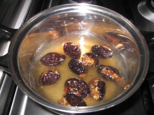 Prune uscate umplute