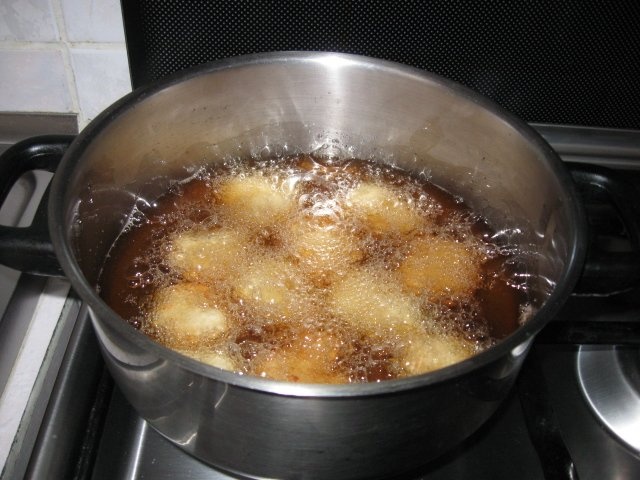 Gogosi rapide cu drojdie