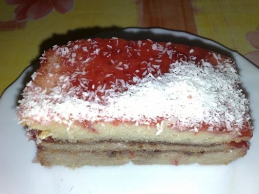 PRAJITURA CU GEM SI CREMA FINETI