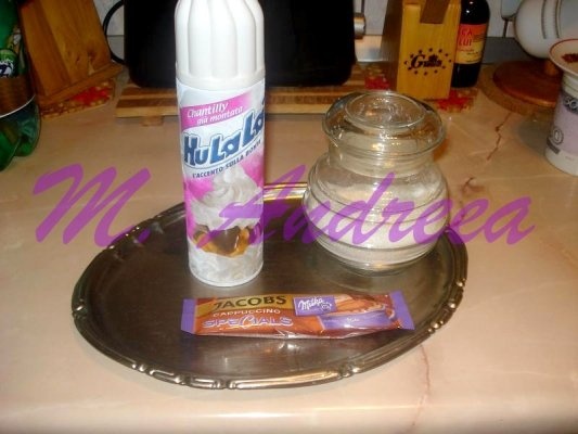 CAPPUCCINO CU FRISCA