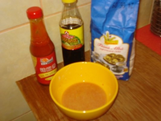 Ciuperci in sos iute cu usturoi