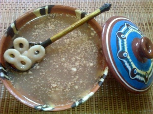 Mucenici dobrogeni de post  fierti cu zeama si multa nuca