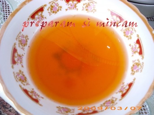 Tort tiramisu cu capsune