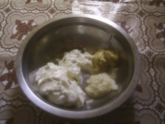 PUI CU SMANTANA SI HREAN