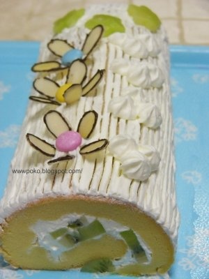 Rulada cu frisca si kiwi