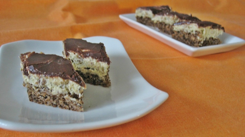 Prajitura cu nuci si crema de cafea