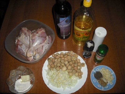 PUI IN SOS DE VIN ROSU