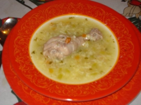 CIORBA DE PUI A LA GREC