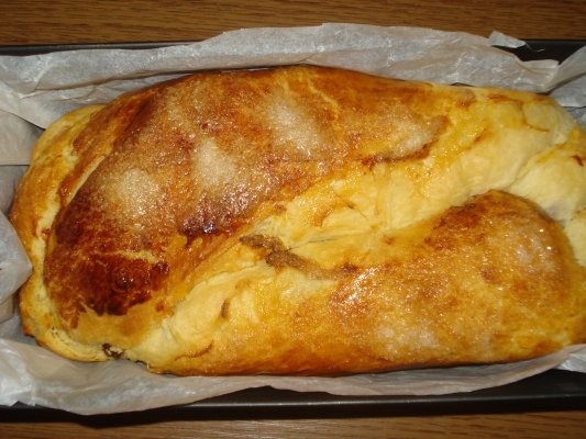 COZONAC CU CREMA DE CACAO, NUCI, STAFIDE SI MAC