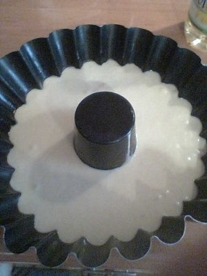 Savarina cu galzura de ciocolata