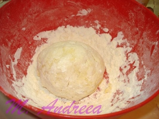 CRATICIOARA CU SURPRIZE