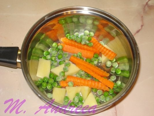 CRATICIOARA CU SURPRIZE