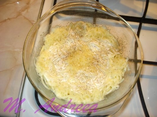 CRATICIOARA CU SURPRIZE