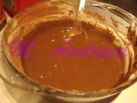 CHEC CU CACAO, MERE SI SCORTISOARA