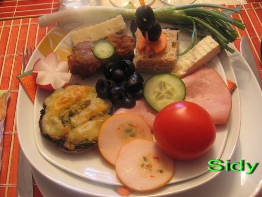 Ciuperci cu mozzarela, la cuptor