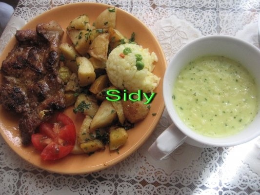 Gratar din ceafa de porc cu cartofi