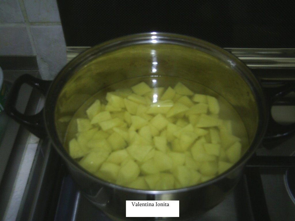 Cartofi fierti cu branza