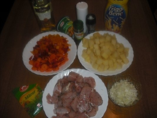 PIEPT DE PUI CU LEGUME LA CUPTOR