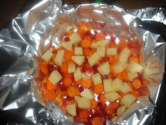 PIEPT DE PUI CU LEGUME LA CUPTOR