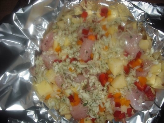 PIEPT DE PUI CU LEGUME LA CUPTOR