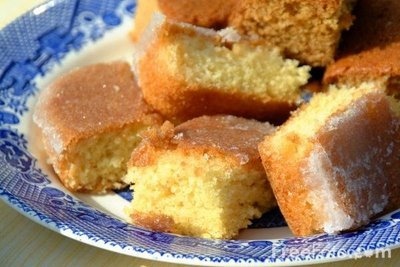 Semilune cu lamaie(prajituri cu lamaie)