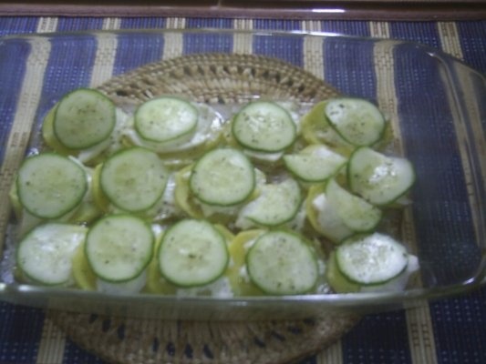 CARTOFI PRAJITI LA CUPTOR