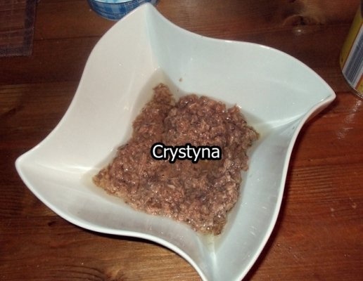 Salată cu ton, colorată