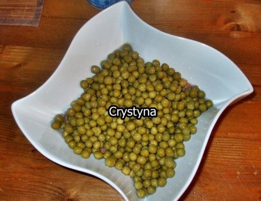 Salată cu ton, colorată