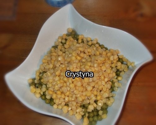 Salată cu ton, colorată