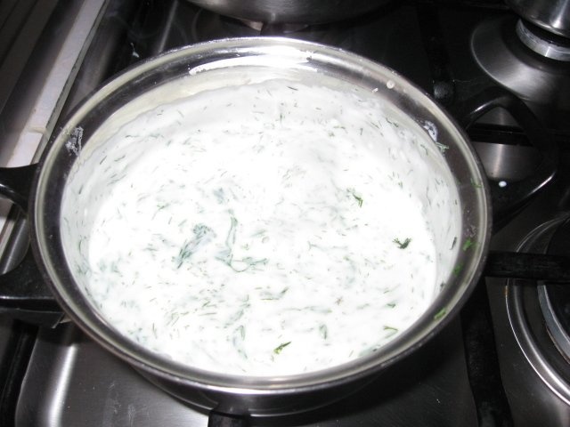 Fasole verde cu sos alb