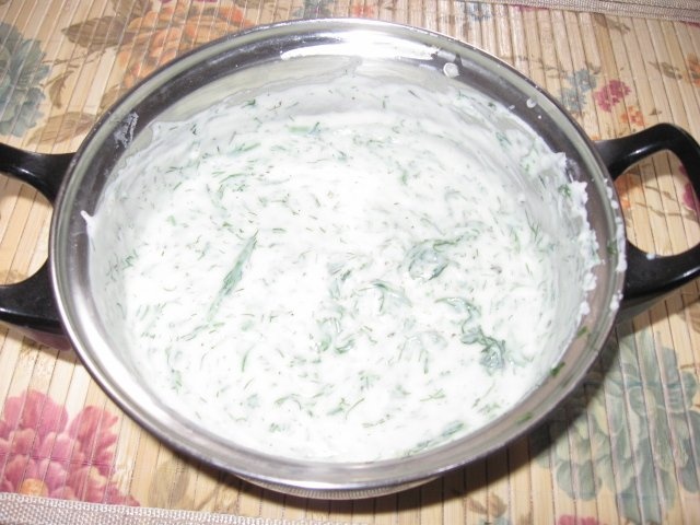 Fasole verde cu sos alb
