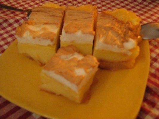 Prajitura racoroasa cu mere