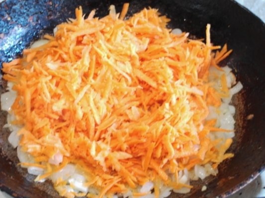 Pilaf cu muschi de porc la cuptor